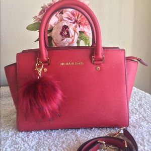 🌹Rose Red Michael Kors Selma🌹